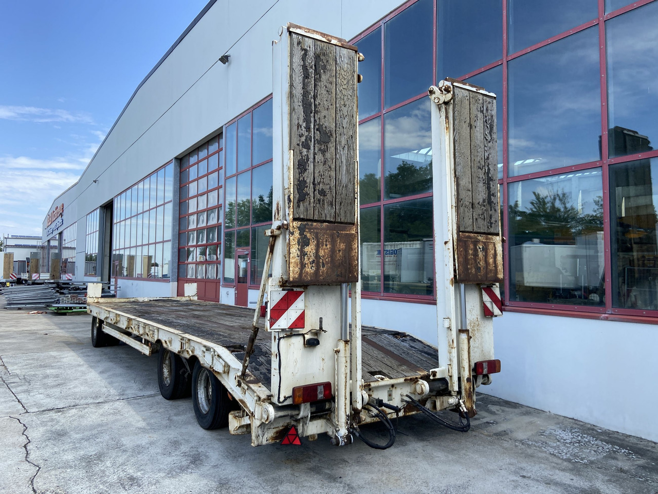 Müller Mitteltal PT 30 3 Achs Tieflader 9,20 m Ladefläche - مقطورة بلودر منخفض: صورة 2 Müller Mitteltal PT 30 3 Achs Tieflader 9,20 m Ladefläche - مقطورة بلودر منخفض: صورة 2