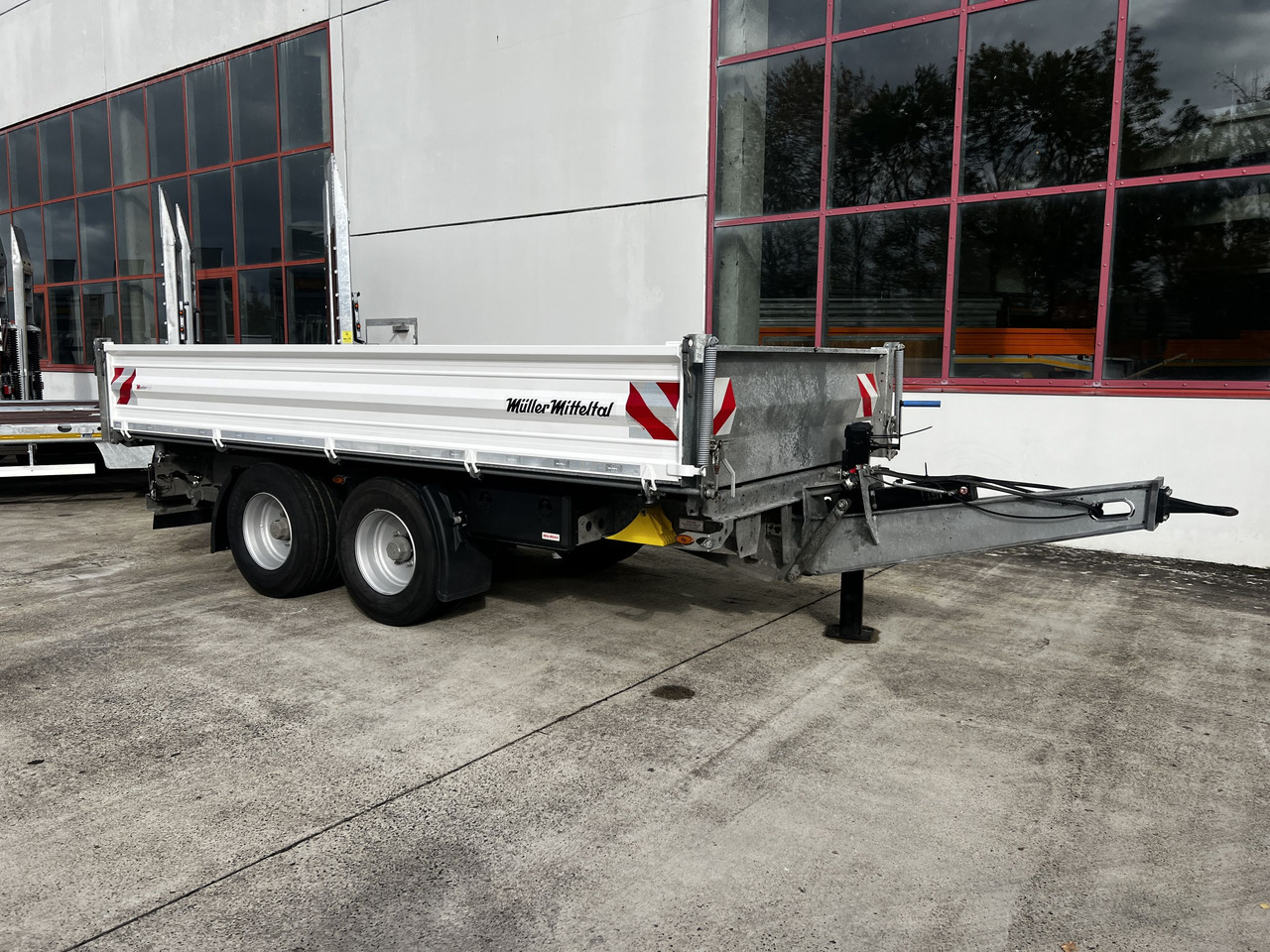 Müller Mitteltal TA-2 14,4 t Tandemkipper- Tieflader Breitbereifung NEUWERTIG - مقطورة قلابة: صورة 1 Müller Mitteltal TA-2 14,4 t Tandemkipper- Tieflader Breitbereifung NEUWERTIG - مقطورة قلابة: صورة 1