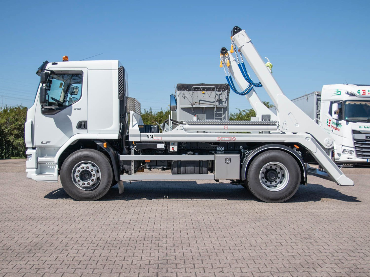 DAF FA LF 310 19t Absetzkipper VDL - شاحنة قلاب: صورة 4 DAF FA LF 310 19t Absetzkipper VDL - شاحنة قلاب: صورة 4
