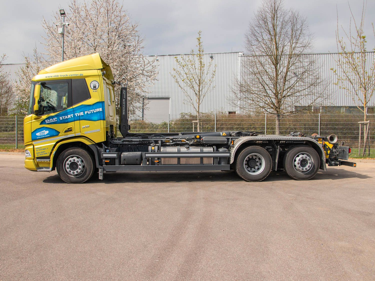 DAF FAN XD 450 SL Meiller Abrollkipper DAF FAN XD 450 SL Meiller Abrollkipper - شاحنة برافعة خطافية: صورة 2 DAF FAN XD 450 SL Meiller Abrollkipper DAF FAN XD 450 SL Meiller Abrollkipper - شاحنة برافعة خطافية: صورة 2