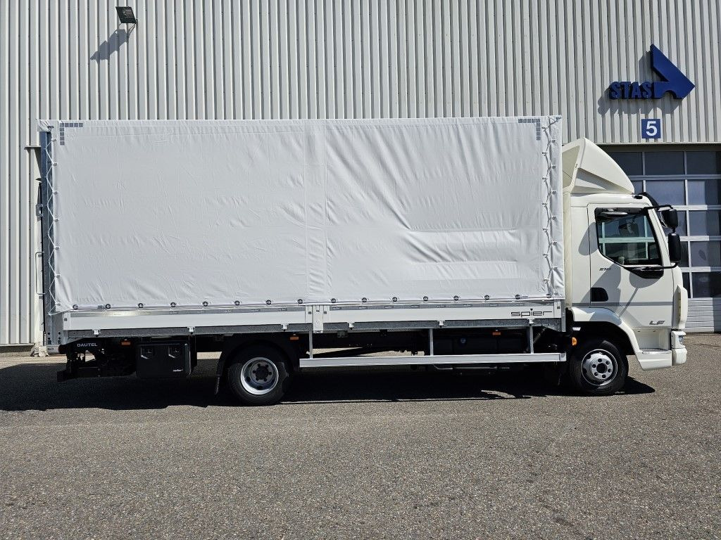 DAF LF 210 7,49t Spier Pritsche-Plane LBW Tageszulas DAF FA LF 210 08t Spier Pritsche mit LBW - شاحنة ذات ستائر جانبية: صورة 3 DAF LF 210 7,49t Spier Pritsche-Plane LBW Tageszulas DAF FA LF 210 08t Spier Pritsche mit LBW - شاحنة ذات ستائر جانبية: صورة 3
