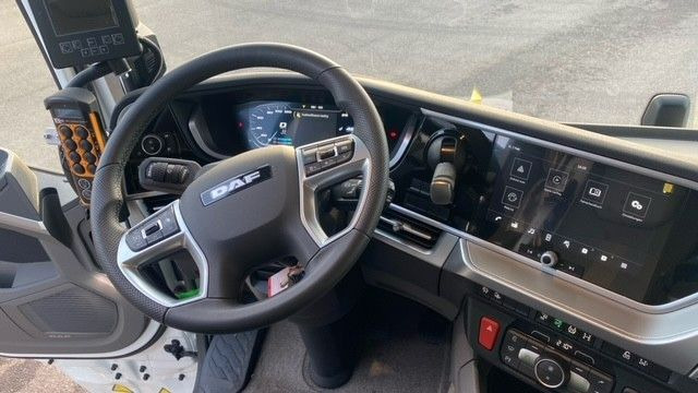 DAF XF 480 FAN Abroller VDL DAF XF 480 FAN Abroller VDL - شاحنة برافعة خطافية: صورة 5 DAF XF 480 FAN Abroller VDL DAF XF 480 FAN Abroller VDL - شاحنة برافعة خطافية: صورة 5