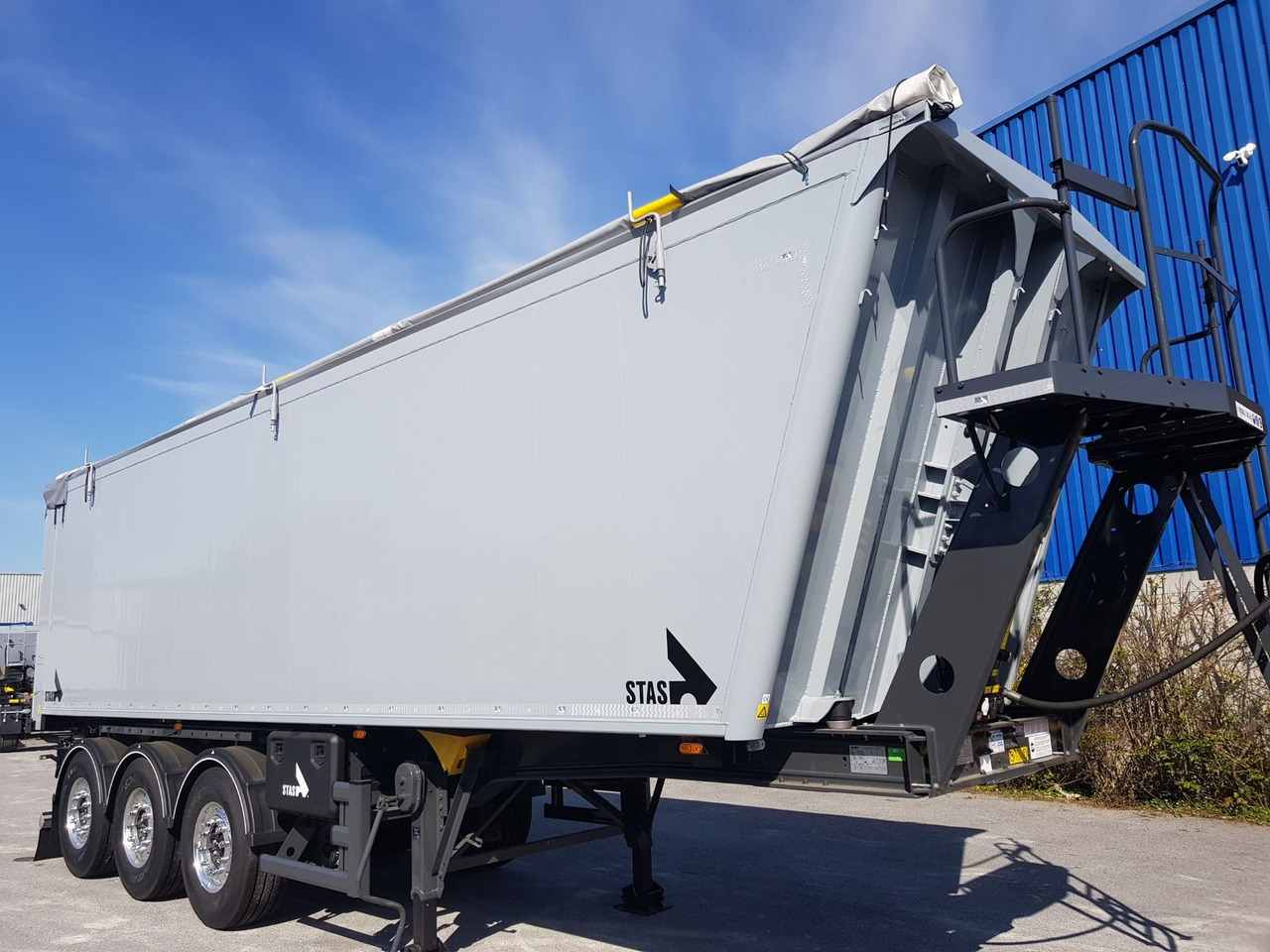 Stas agroSTAR 47,6 cbm Kippsattelauflieger Stas agroSTAR 47,6 cbm Kippsattelauflieger - نصف مقطورة قلابة: صورة 2 Stas agroSTAR 47,6 cbm Kippsattelauflieger Stas agroSTAR 47,6 cbm Kippsattelauflieger - نصف مقطورة قلابة: صورة 2