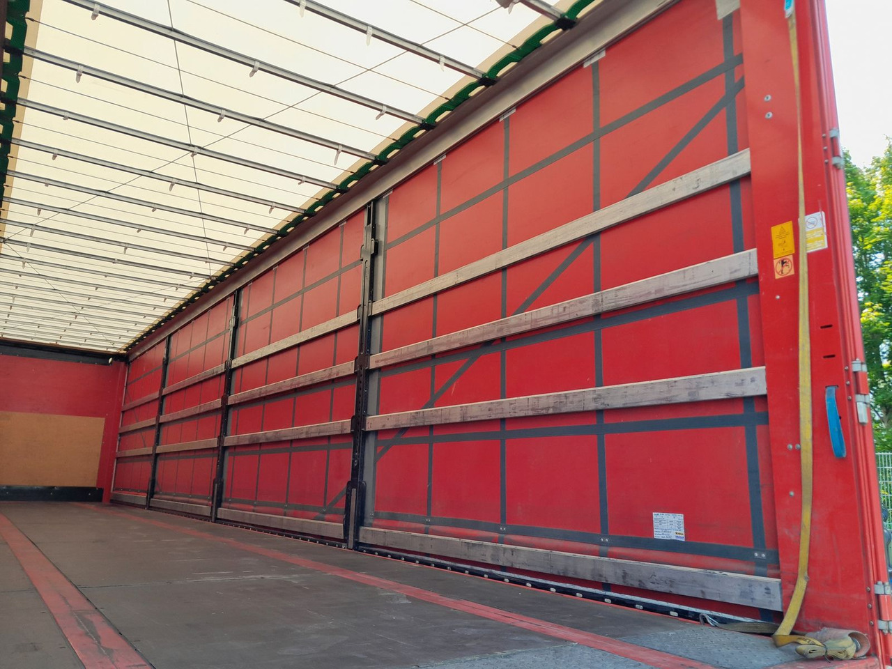 نصف مقطورة بستائر جانبية Wielton Strong Light Schiebeplanensattel NS3K: صورة 23 نصف مقطورة بستائر جانبية Wielton Strong Light Schiebeplanensattel NS3K: صورة 23