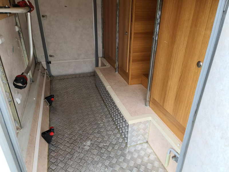 موتر هوم شبه متكامل Ford CAMPER FORD RIMOR SPA: صورة 6 موتر هوم شبه متكامل Ford CAMPER FORD RIMOR SPA: صورة 6