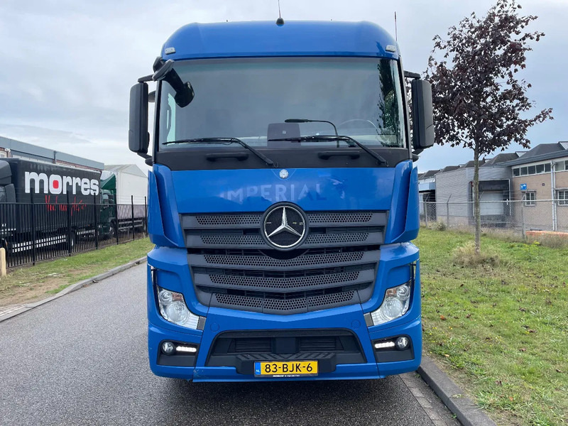Mercedes-Benz Actros 1943 full adr 2017 only 695.000 km - مقطورة السحب: صورة 5 Mercedes-Benz Actros 1943 full adr 2017 only 695.000 km - مقطورة السحب: صورة 5