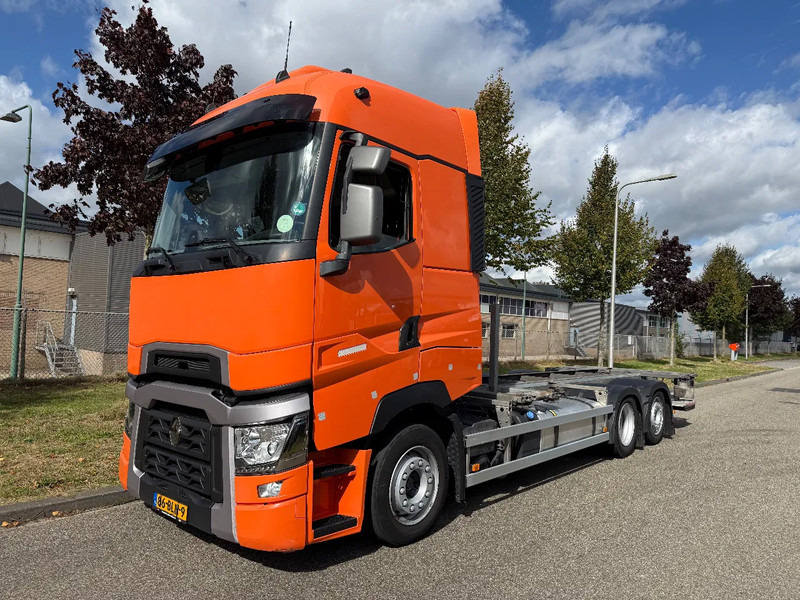 Renault T 460 verhuiswagen 2018 met 180.000 km !!! - ناقلة حاويات/ شاحنة حاويات: صورة 1 Renault T 460 verhuiswagen 2018 met 180.000 km !!! - ناقلة حاويات/ شاحنة حاويات: صورة 1