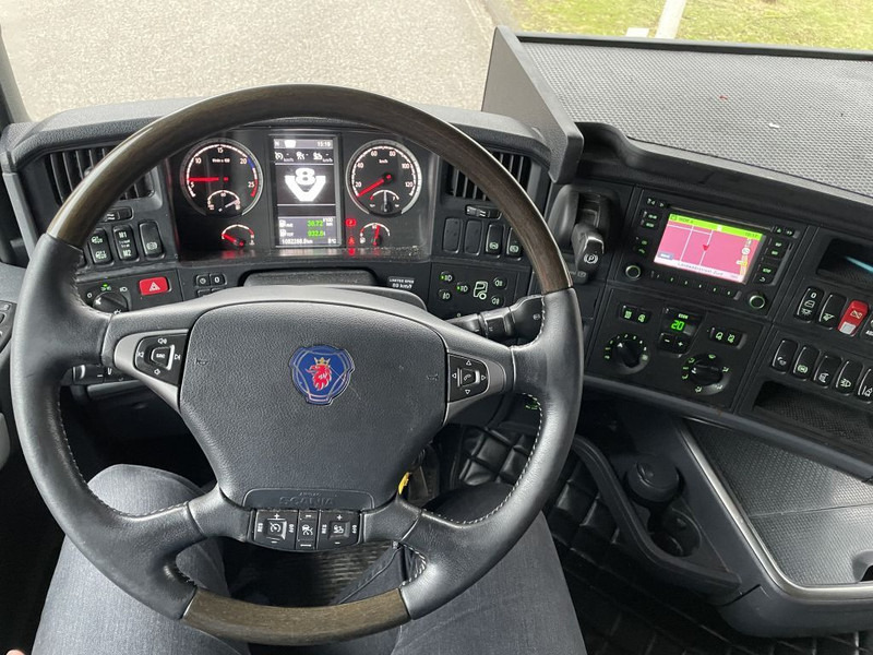 Scania R730 V8 2017 full option - مقطورة السحب: صورة 5 Scania R730 V8 2017 full option - مقطورة السحب: صورة 5
