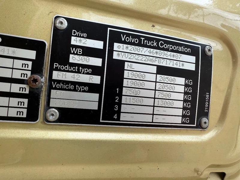 شاحنة صندوقية Volvo FM 410 SHOWTRUCK-CAMPER-HORSETRUCK-RACETRUCK: صورة 16