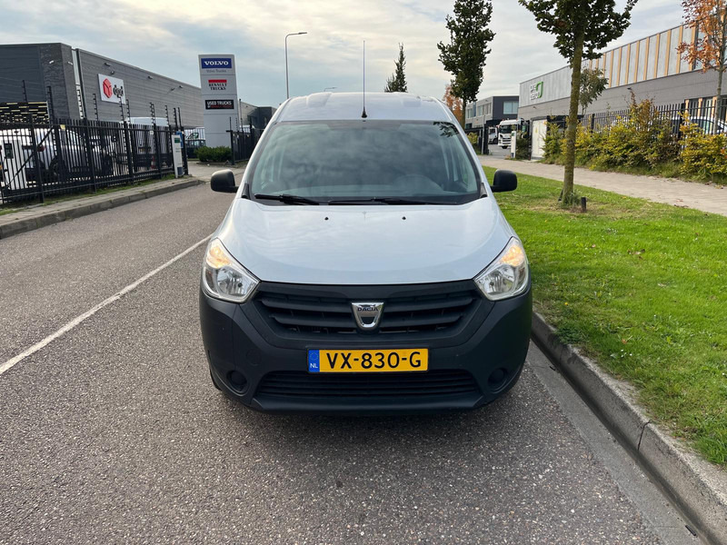 Dacia Dokker 1.5 Dci 75 Ambiance , Airco , zijschuifdeur - فان المدمجة: صورة 4 Dacia Dokker 1.5 Dci 75 Ambiance , Airco , zijschuifdeur - فان المدمجة: صورة 4