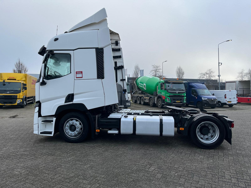 Renault T-13 EVO 480 T4X2 X-LOW SLEEPERCAB - رأس تريلا: صورة 3 Renault T-13 EVO 480 T4X2 X-LOW SLEEPERCAB - رأس تريلا: صورة 3