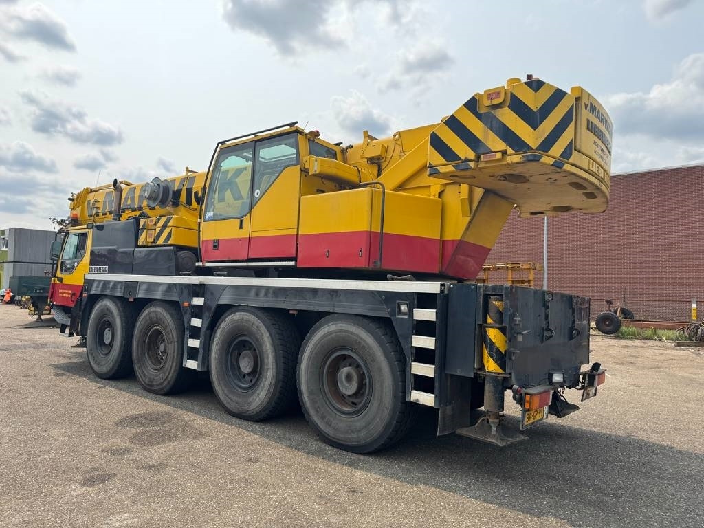 Liebherr LTM 1070-4.1 ( WHIT JIB )  - رافعة لجميع التضاريس: صورة 4 Liebherr LTM 1070-4.1 ( WHIT JIB )  - رافعة لجميع التضاريس: صورة 4