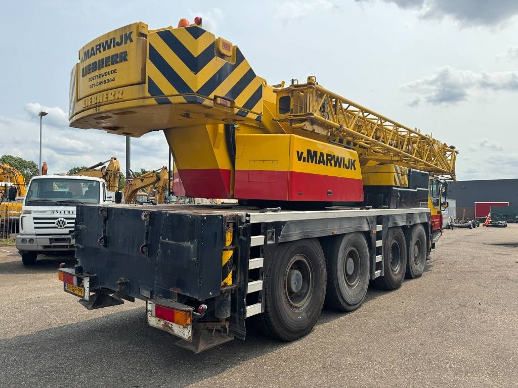 Liebherr LTM 1070-4.1 ( WHIT JIB )  - رافعة لجميع التضاريس: صورة 5 Liebherr LTM 1070-4.1 ( WHIT JIB )  - رافعة لجميع التضاريس: صورة 5