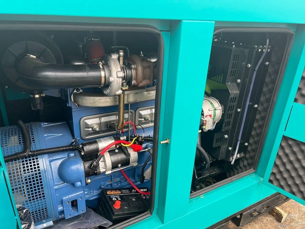 مجموعة المولد Ricardo 50KVA 40KW SILENT GENERATOR 3 PHASE 50HZ 400V NEW: صورة 12