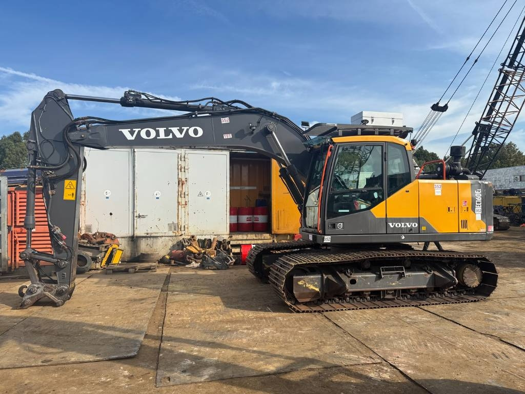 Volvo EC 160 E L ( 3.451 ORIGINAL HOURS ) - حفار زاحف: صورة 1 Volvo EC 160 E L ( 3.451 ORIGINAL HOURS ) - حفار زاحف: صورة 1