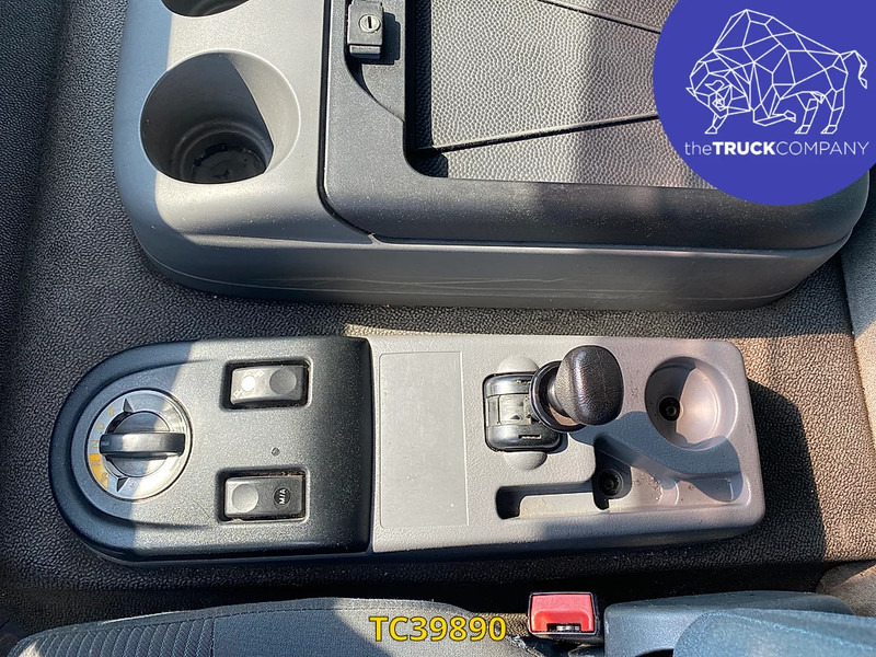 DAF LF 55 220 - شاحنة ذات ستائر جانبية: صورة 4 DAF LF 55 220 - شاحنة ذات ستائر جانبية: صورة 4