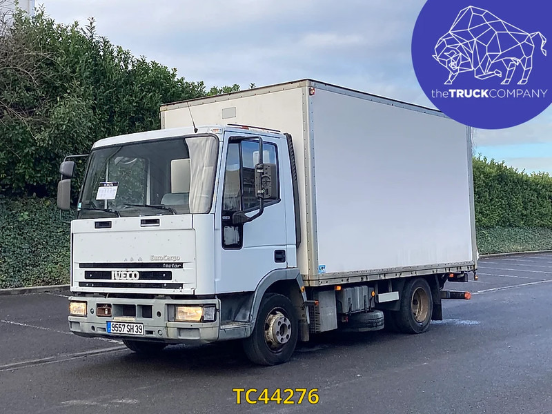 Iveco EuroCargo 100 E15 - شاحنة صندوقية: صورة 1 Iveco EuroCargo 100 E15 - شاحنة صندوقية: صورة 1