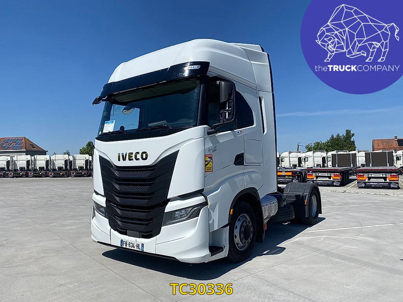 Iveco Stralis 440 S48 - مقطورة السحب: صورة 1 Iveco Stralis 440 S48 - مقطورة السحب: صورة 1