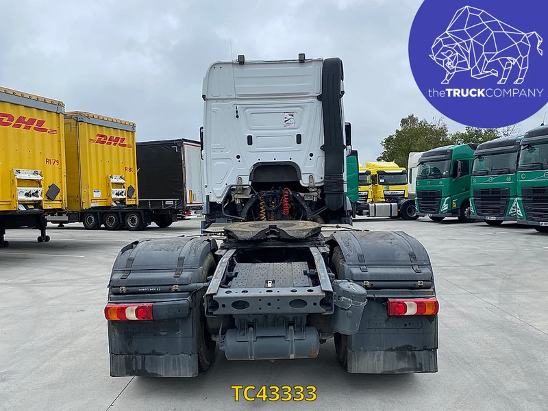 Mercedes-Benz Arocs 1943 - رأس تريلا: صورة 4 Mercedes-Benz Arocs 1943 - رأس تريلا: صورة 4