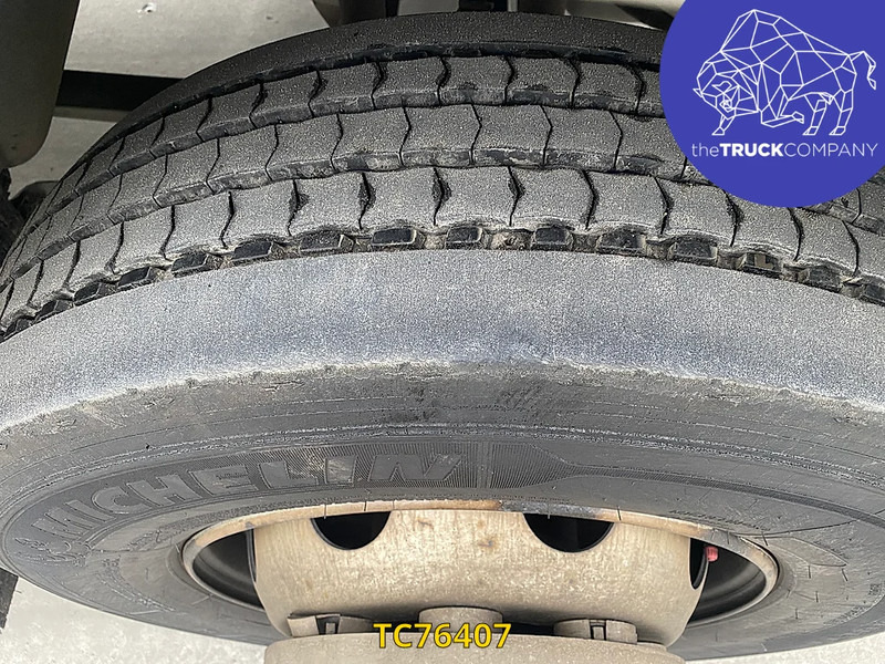 Renault D 210 - شاحنة ذات مبرد: صورة 2 Renault D 210 - شاحنة ذات مبرد: صورة 2