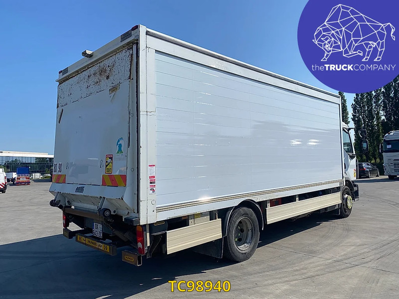 Renault D 240 - شاحنة صندوقية: صورة 2 Renault D 240 - شاحنة صندوقية: صورة 2
