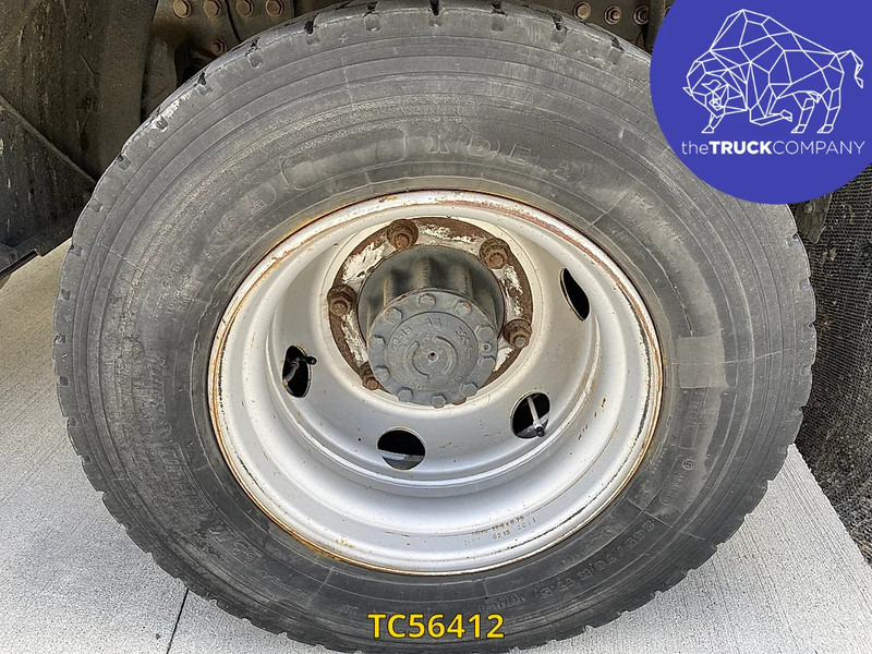 Renault D 240 - شاحنة ذات مبرد: صورة 4 Renault D 240 - شاحنة ذات مبرد: صورة 4