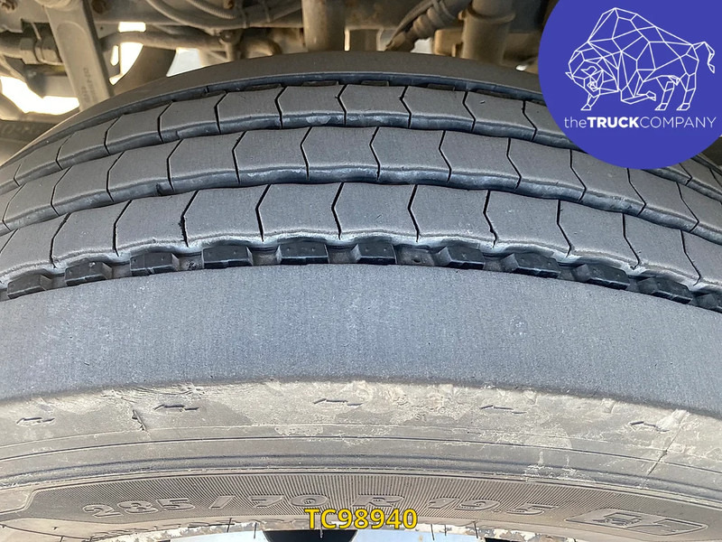 Renault D 240 - شاحنة صندوقية: صورة 4 Renault D 240 - شاحنة صندوقية: صورة 4
