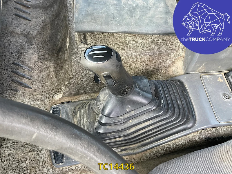 Renault Kerax 370 - ناقلة حاويات/ شاحنة حاويات: صورة 4 Renault Kerax 370 - ناقلة حاويات/ شاحنة حاويات: صورة 4