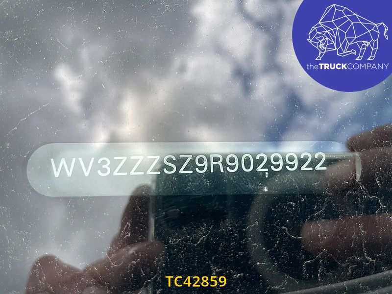 Volkswagen Crafter 2.0 TDI BOX + LIFT - شاحنة بصندوق مغلق: صورة 3 Volkswagen Crafter 2.0 TDI BOX + LIFT - شاحنة بصندوق مغلق: صورة 3