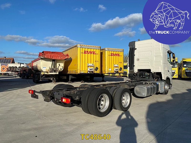 Volvo FH 460 - شاحنة بهيكل معدني للمقصورة: صورة 4 Volvo FH 460 - شاحنة بهيكل معدني للمقصورة: صورة 4