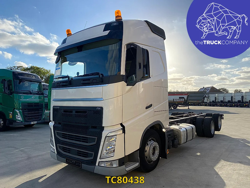 Volvo FH 460 - شاحنة بهيكل معدني للمقصورة: صورة 1 Volvo FH 460 - شاحنة بهيكل معدني للمقصورة: صورة 1