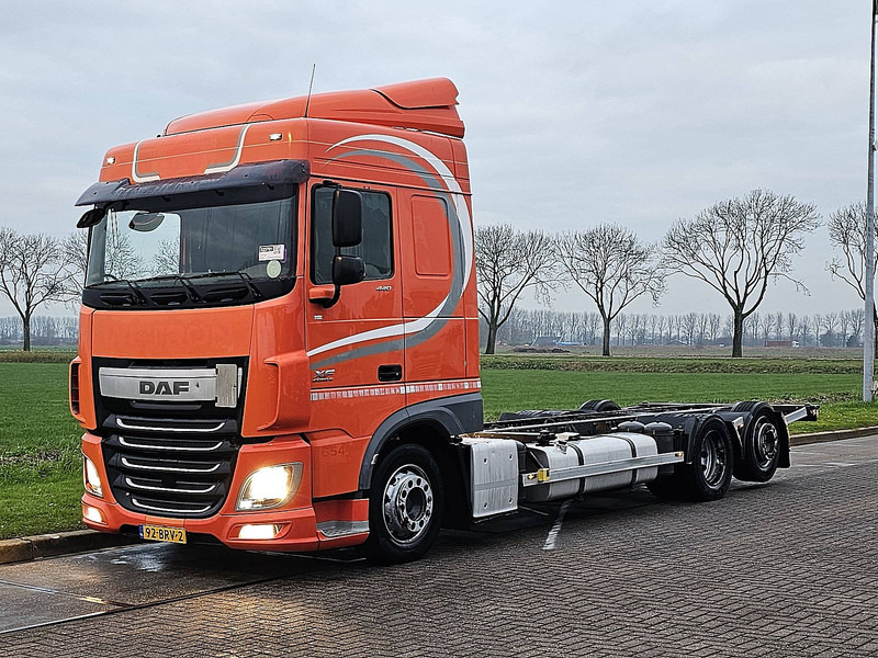 DAF XF 440 FAN - ناقلة حاويات/ شاحنة حاويات: صورة 2 DAF XF 440 FAN - ناقلة حاويات/ شاحنة حاويات: صورة 2