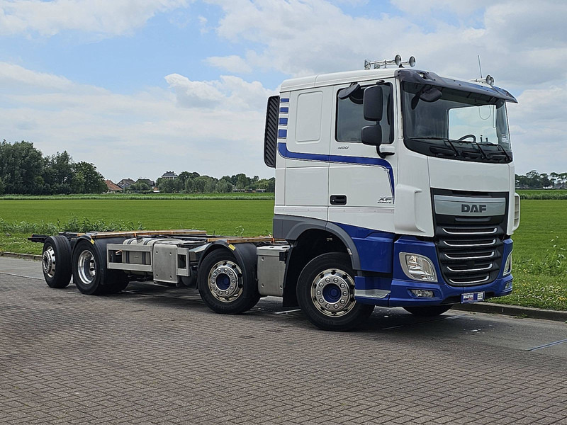 شاحنة بهيكل معدني للمقصورة DAF XF 460 8X2 MAN. INT. ADR: صورة 5