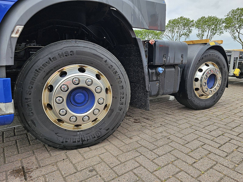 شاحنة بهيكل معدني للمقصورة DAF XF 460 8X2 MAN. INT. ADR: صورة 20