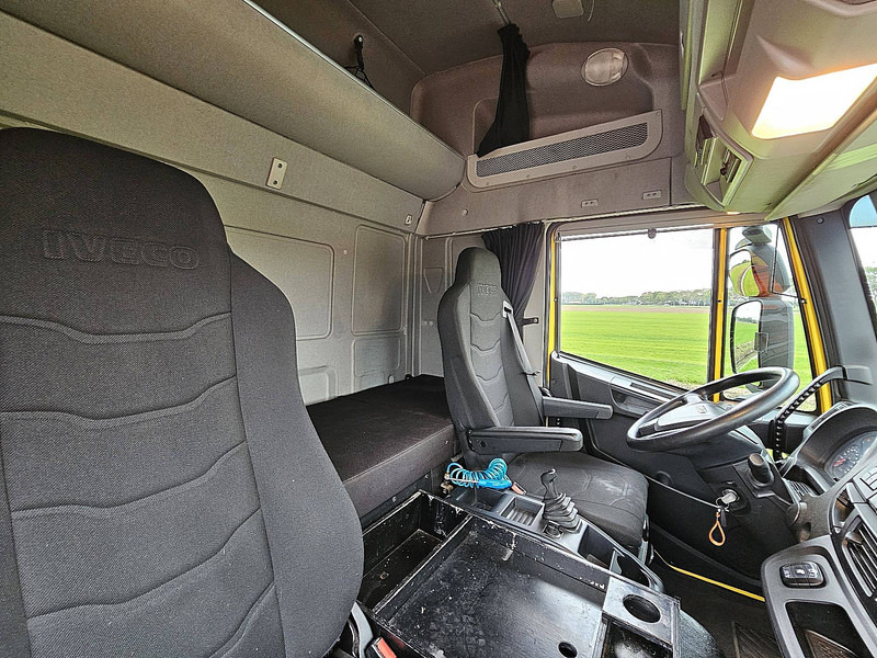 شاحنة نقل سيارات شاحنة Iveco 120E28 EUROCARGO FLY DECK 2 CARS: صورة 12