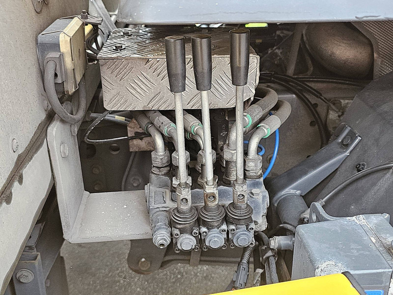 شاحنة نقل سيارات شاحنة Iveco 120E28 EUROCARGO FLY DECK 2 CARS: صورة 18