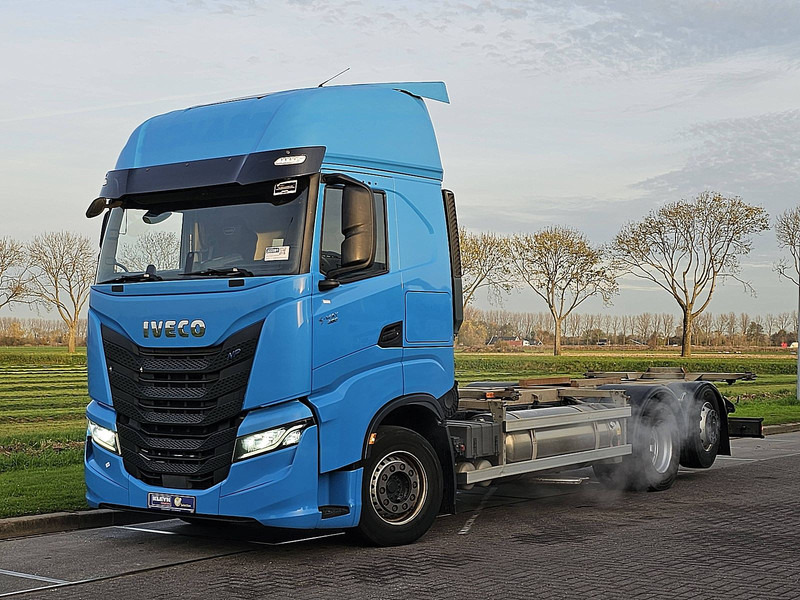 Iveco S-WAY AS260S46 6x2*4 LNG GAS - ناقلة حاويات/ شاحنة حاويات: صورة 2 Iveco S-WAY AS260S46 6x2*4 LNG GAS - ناقلة حاويات/ شاحنة حاويات: صورة 2