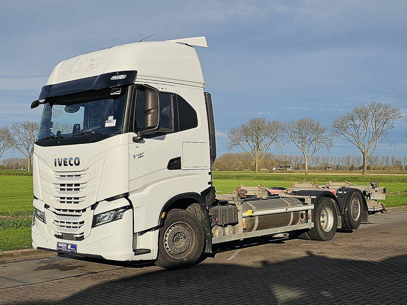 Iveco S-WAY AS260S46 6x2*4 LNG GAS - ناقلة حاويات/ شاحنة حاويات: صورة 2 Iveco S-WAY AS260S46 6x2*4 LNG GAS - ناقلة حاويات/ شاحنة حاويات: صورة 2