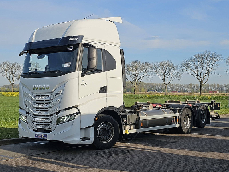 Iveco S-WAY AS260S46 LNG INT. STEERAXLE - ناقلة حاويات/ شاحنة حاويات: صورة 2 Iveco S-WAY AS260S46 LNG INT. STEERAXLE - ناقلة حاويات/ شاحنة حاويات: صورة 2