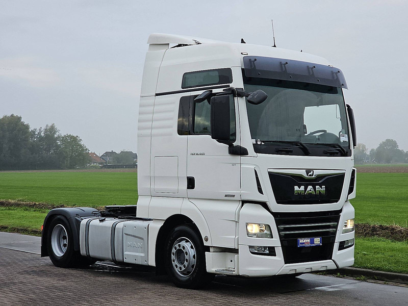 MAN 18.460 TGX XXL BLS 2X TANK - رأس تريلا: صورة 5 MAN 18.460 TGX XXL BLS 2X TANK - رأس تريلا: صورة 5