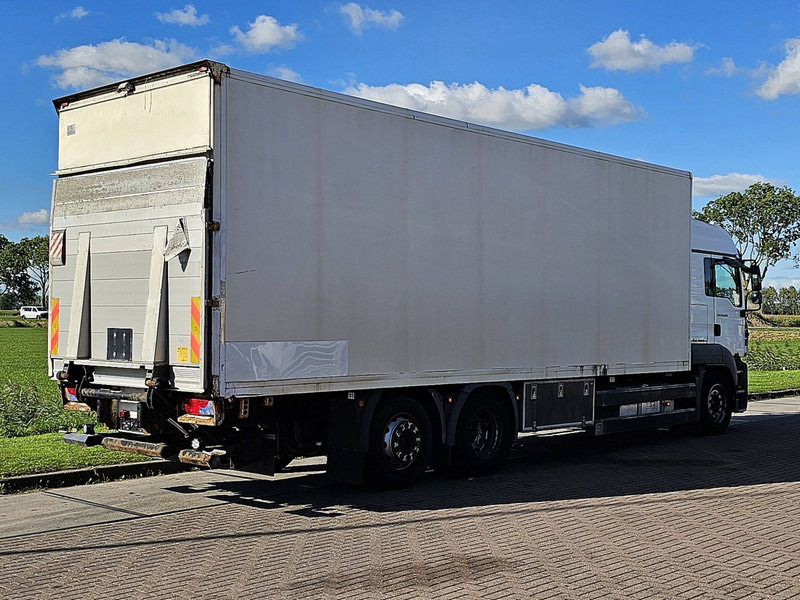 MAN 26.440 TGA LX 6X2 SIDE DOORS - شاحنة صندوقية: صورة 3 MAN 26.440 TGA LX 6X2 SIDE DOORS - شاحنة صندوقية: صورة 3