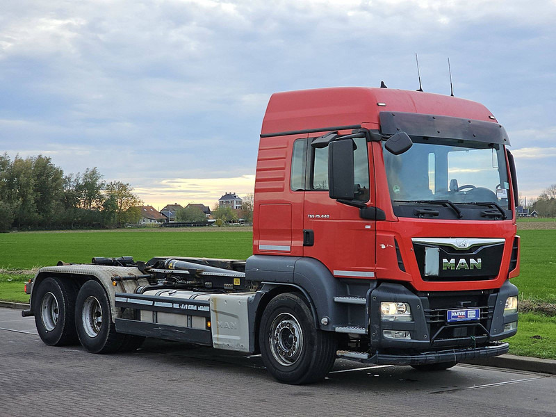 MAN 26.440 TGS - شاحنة برافعة خطافية: صورة 5 MAN 26.440 TGS - شاحنة برافعة خطافية: صورة 5