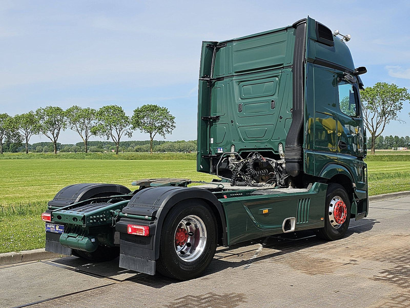 Mercedes-Benz ACTROS 1863 GIGA SOLOSTAR ADR - مقطورة السحب: صورة 3 Mercedes-Benz ACTROS 1863 GIGA SOLOSTAR ADR - مقطورة السحب: صورة 3