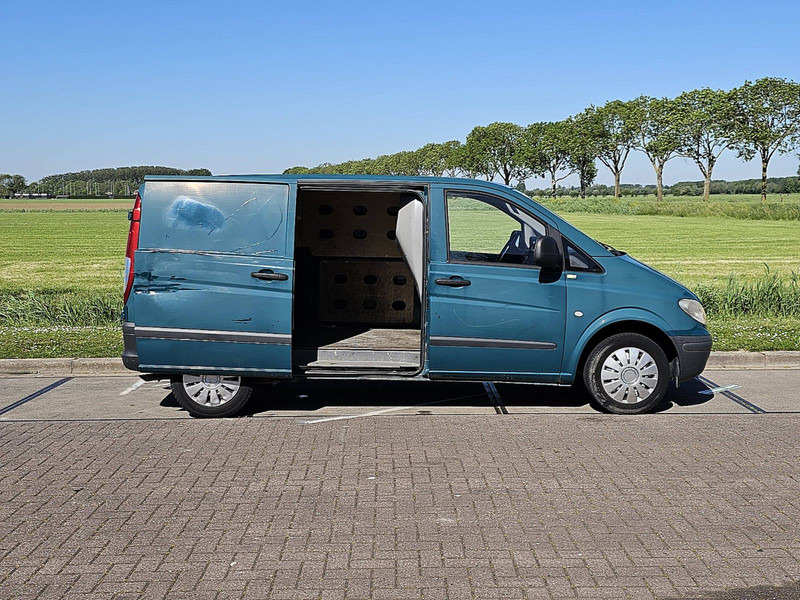 فان المدمجة Mercedes-Benz Vito 109: صورة 10