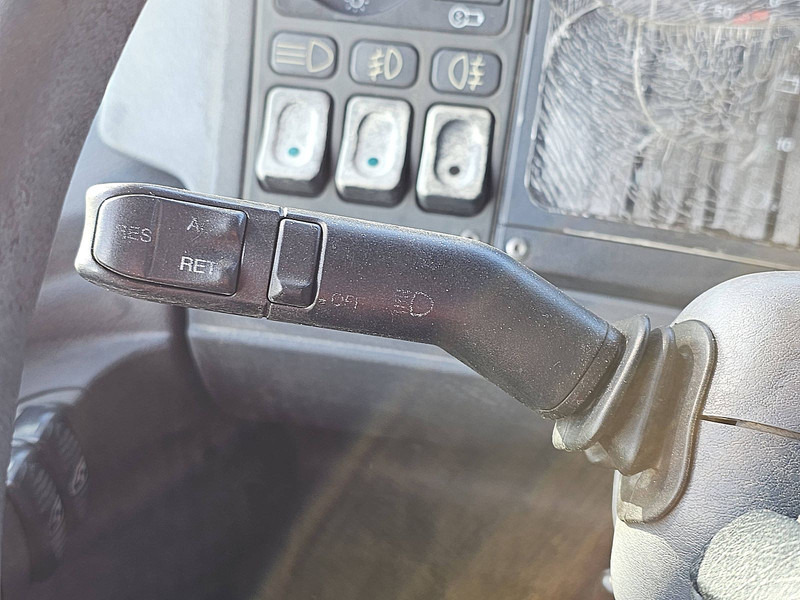 شاحنة قلاب, شاحنة كرين Scania P114.380 6X4 PALFINGER: صورة 11