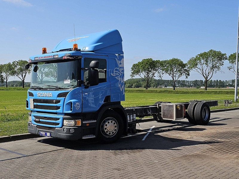 Scania P250 310TKM AIRCO WB560 - شاحنة بهيكل معدني للمقصورة: صورة 2 Scania P250 310TKM AIRCO WB560 - شاحنة بهيكل معدني للمقصورة: صورة 2