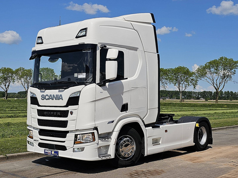 Scania R460 SUPER 2X TANK RETAR. - مقطورة السحب: صورة 2 Scania R460 SUPER 2X TANK RETAR. - مقطورة السحب: صورة 2