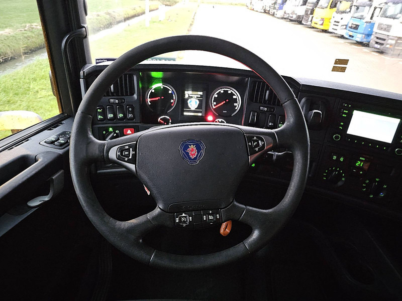 Interior photo 2: مقطورة السحب Scania R490 TL 2X TANK RETARDER
