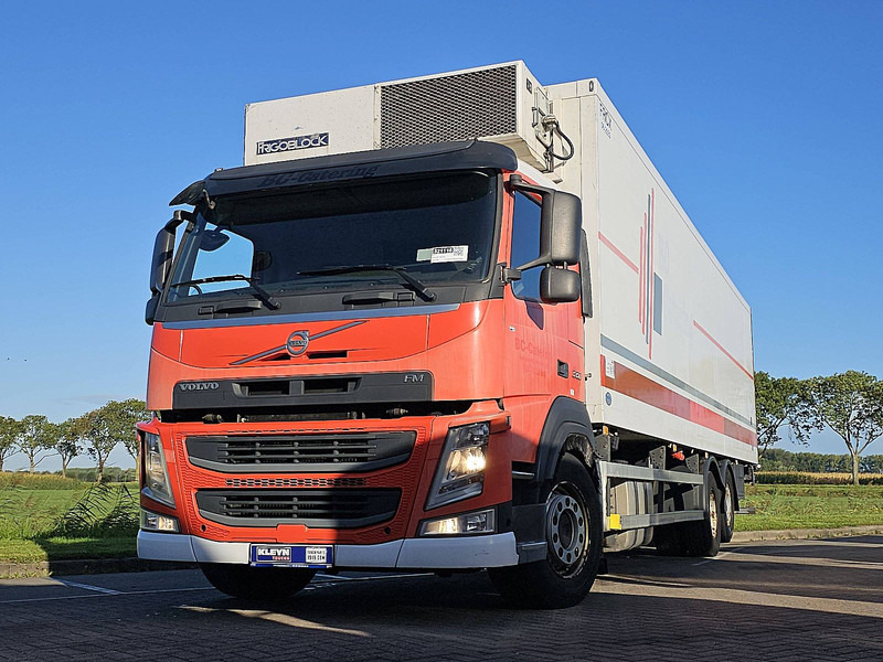 Volvo FM 330 6X2 FRIGOBL. LIFT - شاحنة ذات مبرد: صورة 1 Volvo FM 330 6X2 FRIGOBL. LIFT - شاحنة ذات مبرد: صورة 1