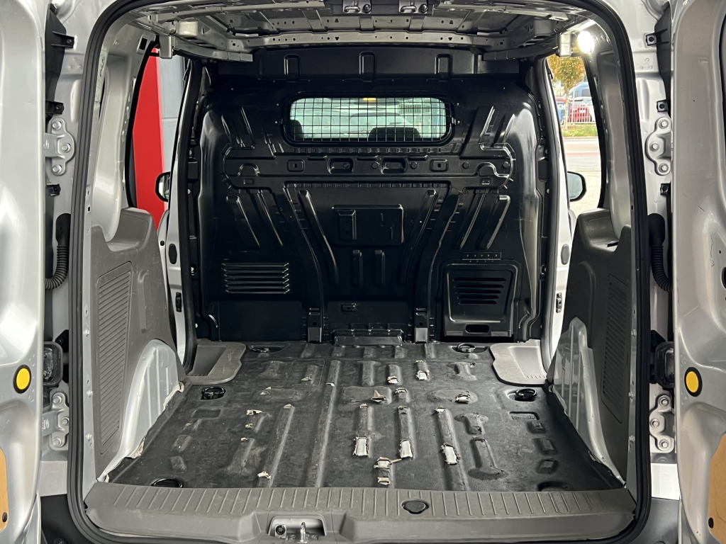 Ford Transit Connect Trend Klima Tempomat Hecktüren - فان المدمجة: صورة 5 Ford Transit Connect Trend Klima Tempomat Hecktüren - فان المدمجة: صورة 5